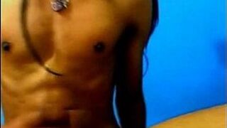 Big cock latina tranny jerking off on webcam - porn video