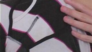 Twink video Stud Kasey loves to take his clothes off on his home - porn video